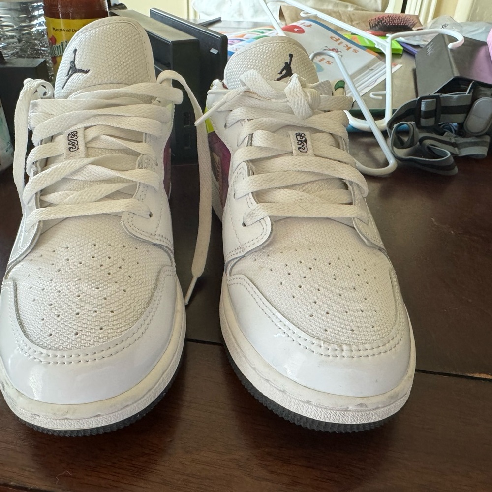 Jordan White Sneakers
